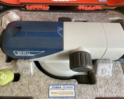 10B5814F-0346-41B1-A5D1-4FB18B33A671